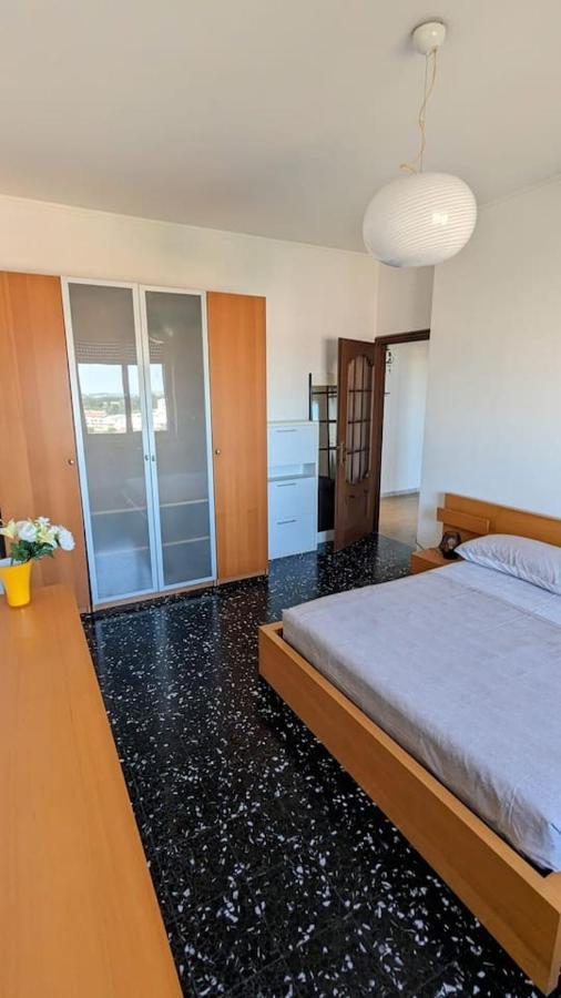 La Terrazza Del Re Apartment แวร์เชลลี ภายนอก รูปภาพ